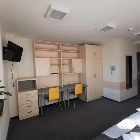 Hostel Dom Studencki Zaulek *