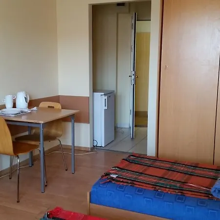 Dom Studencki Zaulek אכסניה