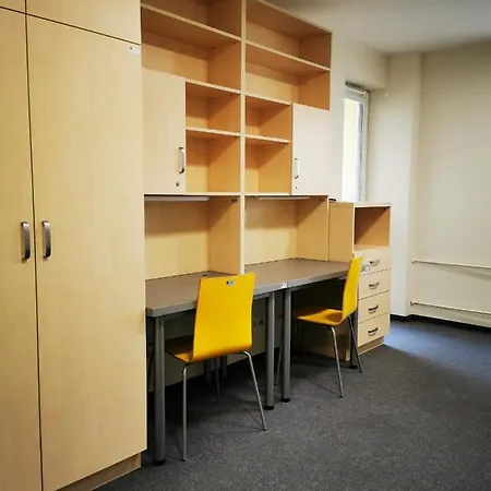 Hostel Dom Studencki Zaułek *