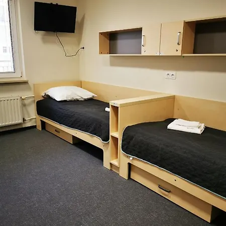 Dom Studencki Zaulek Hostel *