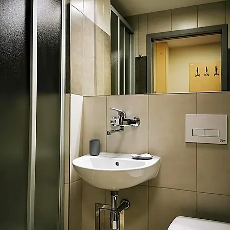 Hostel Dom Studencki Zaulek *