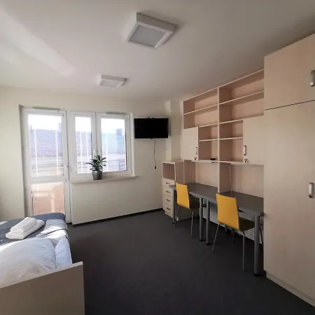 Hostel Dom Studencki Zaulek *