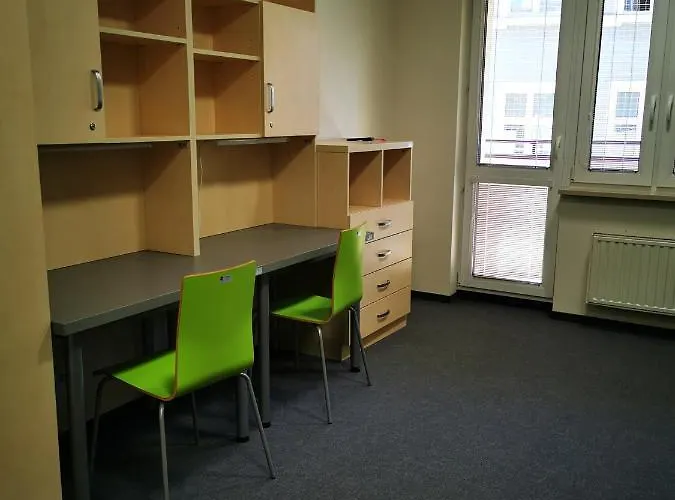 Hostel Dom Studencki Zaulek *