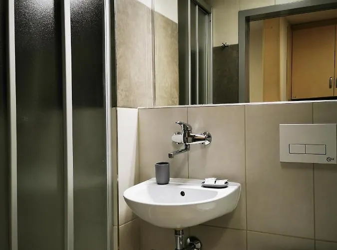 Dom Studencki Zaulek Hostel