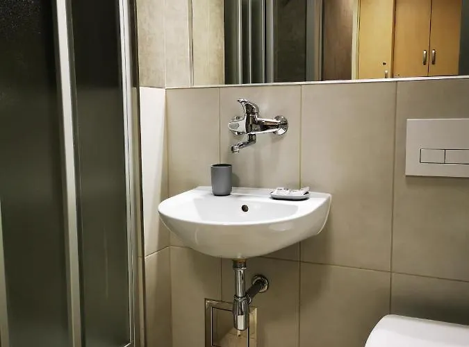 Dom Studencki Zaulek Hostal *