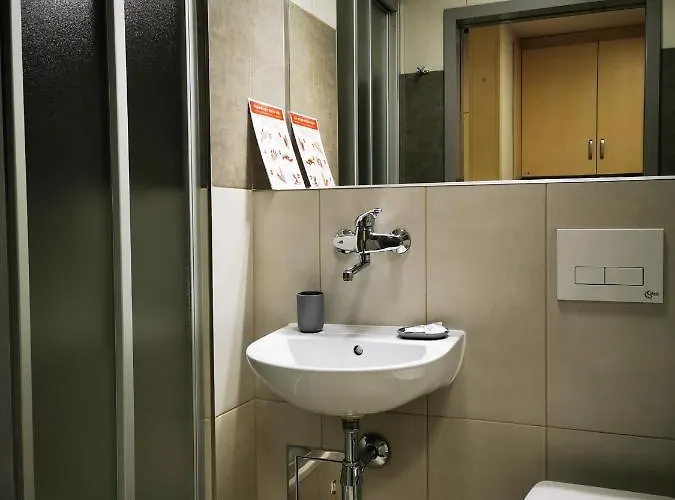 Hostal Dom Studencki Zaulek *