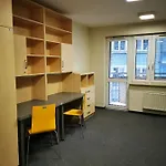 旅馆 多姆学生胡同旅馆 *