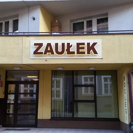 بيت شباب Dom Studencki Zaulek